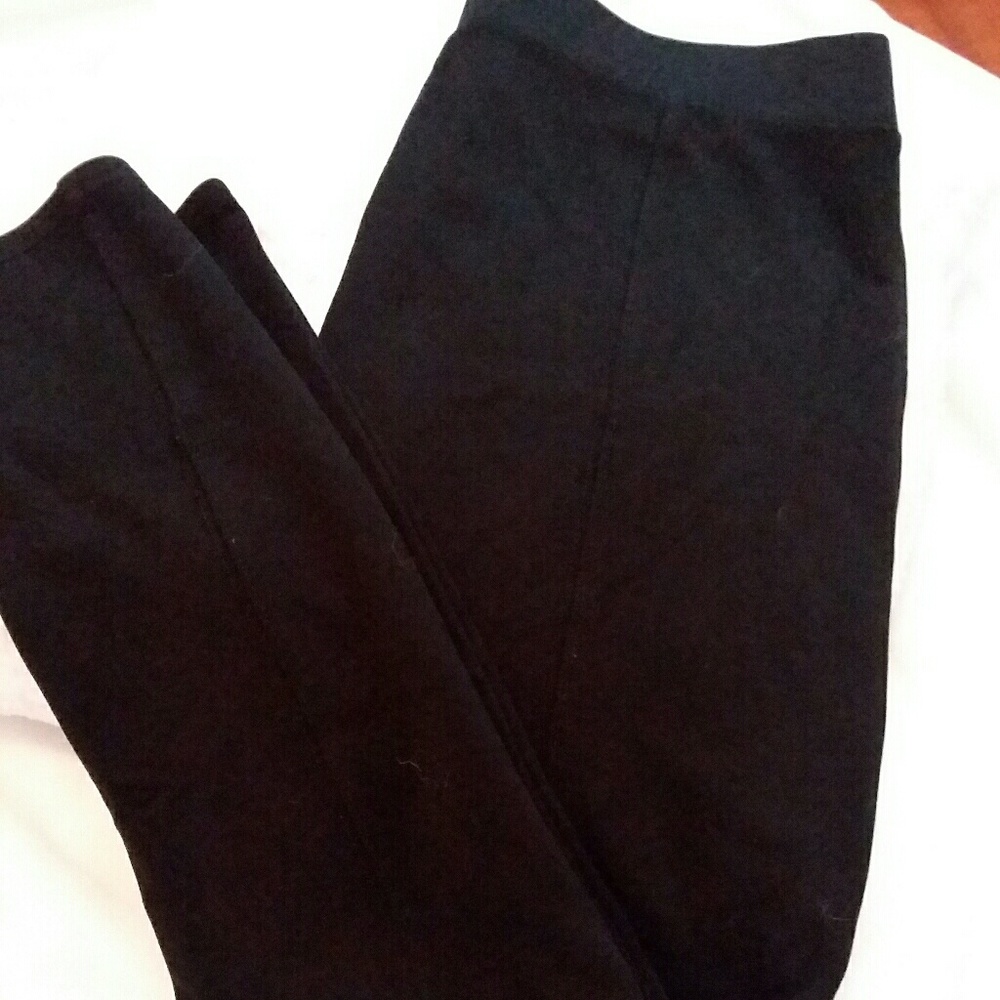 Black leggings